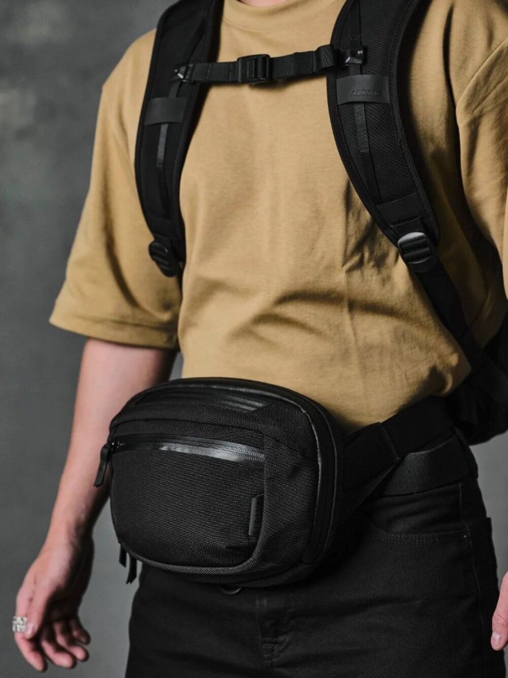 ALPAKA Bravo Waist Pack and sling Axoflux 600D - Black - 4L